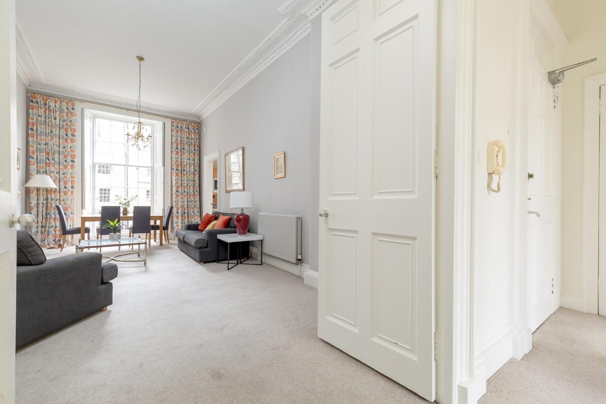 Light And Spacious 2 Bedroom Flat In Heart Of Edinburgh Luaran gambar