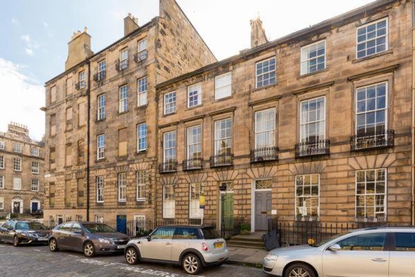 Light And Spacious 2 Bedroom Flat In Heart Of Edinburgh Luaran gambar